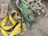 beaucoup d'outils et d'équipements sur le terrain