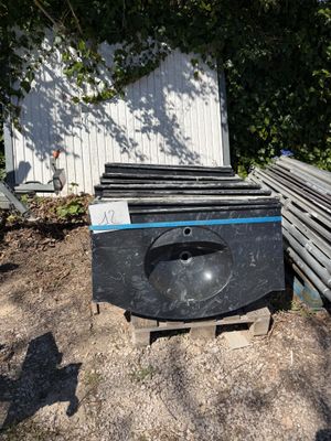 11 Lavabo en résine