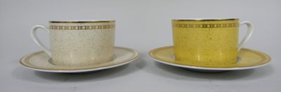Christian DIOR Paire de tasses et leur sous-tasses en porcel…