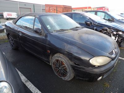 RENAULT MEGANE CABRIOLET 1.6I 107CV - Genre : VP - Carrosser…