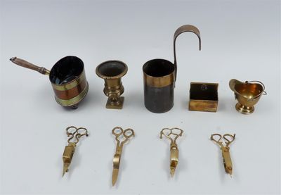a lot of items that are sitting on a table