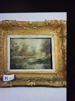 une photo d'une photo d'un tableau sur le mur
