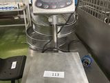 une photo d'une balance de cuisine