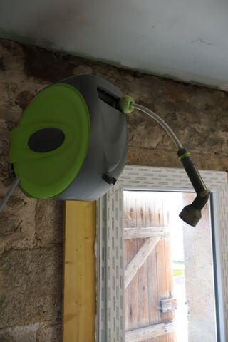 Tuyau d’arrosage et dérouleur