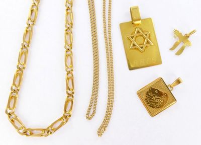 a gold necklace, a pendant, and a pendant with a star of david on it