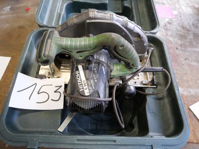 an image of a box with a small engine in it