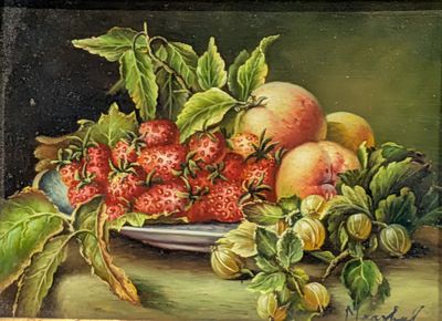 une peinture représentant des fraises et des pêches dans une assiette