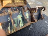 a close up of a piece of machinery on the ground