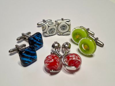 MURANO Lot de trois paires de boutons de manchette en métal …