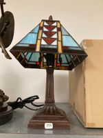 Lampe style TIFFANY. Haut. 30. Vente judiciaire faite aux fr…
