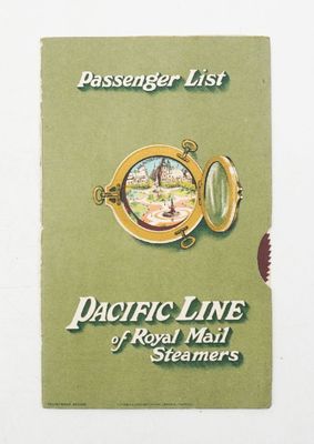 un livre vert sur lequel figure l'image d'un train