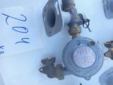 a lot of different types of valves on the table
