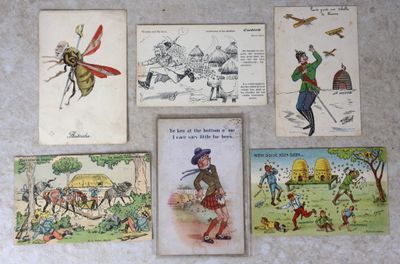 de nombreuses cartes sur lesquelles figurent des images de personnes et d'animaux