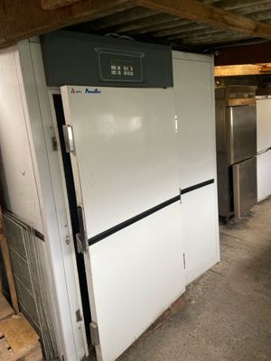 Chambre froide PAVAILLER Vente à l'Hôtel des ventes - 26 bis…