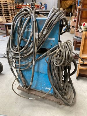 VENDU ET ENTREPOSE DANS NOS LOCAUX au 18 Boulevard des Natio…