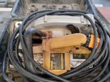 une image représentant un outil filaire dans une boîte
