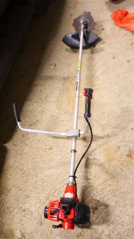 SCHINDARWA modèle C350 débroussailleuse thermique