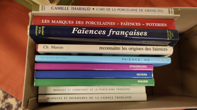Lot de livres sur la faïence française