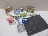 many items that are on the table and on the table