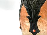 an image of a vase with a design on it