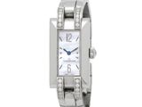 une montre-bracelet de femme ornée de diamants