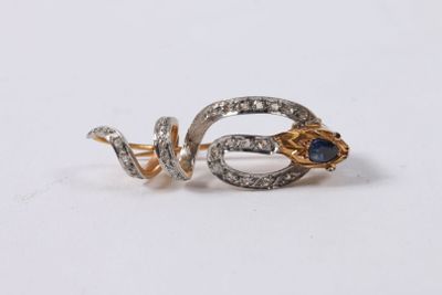 a close up of a ring with a stone inside of it