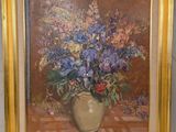 tableau représentant un vase de fleurs posé sur une table recouverte d'une nappe à carreaux