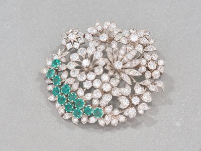 Importante broche pendentif en platine 850 millièmes, présen…