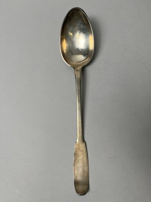 Cuillère à ragout du modèle uni plat, la spatule chiffrée IH… - Photo 1