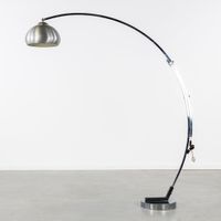 Lampe à arc italienne, dans le style de Reggiani et Guzzini,… (photo 3)