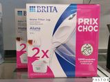 deux boîtes de sachets filtrants Brita sur une étagère dans un magasin