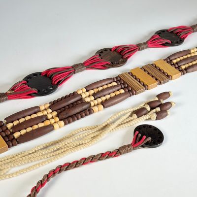 SAINT LAURENT Rive Gauche réunion de deux ceintures bois et …