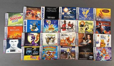 beaucoup de jeux vidéo sur la table ensemble