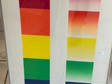 une image représentant une image d'un arc-en-ciel peint sur le mur