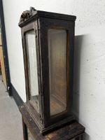 Petite vitrine en bois naturel. (photo 3)