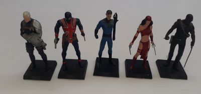 5 figurines Marvel en plomb année 2010