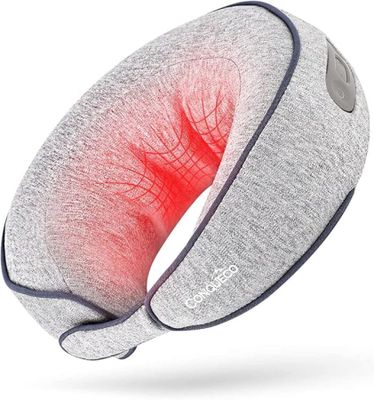 un gros plan d'un oreiller cervical sur lequel brille une lumière rouge