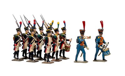 Les petits soldats sont alignés et prêts à être exposés