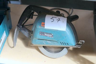 Scie circulaire filaire Makita