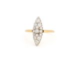 une bague en diamant et en or 18 carats