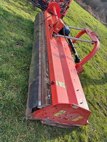 Broyeur à axe horizontal KUHN VKM 305
