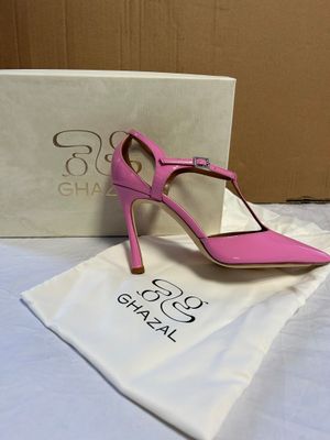 1 Paire de sandales à talons de la marque GHAZAL - modèle Ja…