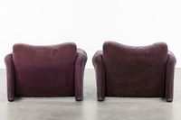 Vico Magistretti (1920–2006) « Maralunga », deux fauteuils r… (photo 5)