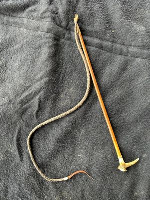 Petit FOUET de chasse de jeune fille avec andouiller de cerf