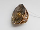 Bague en smokyite avec monture en filigrane en or jaune 14 carats