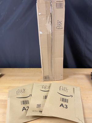 Lot de 4 colis Mystère (Retour Amazon,NPAI ,Adresse incomplè…