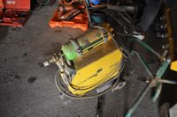 Lot : 2 chandelles MACC + 2 tréteaux MACC (en l'état), poste… (photo 3)