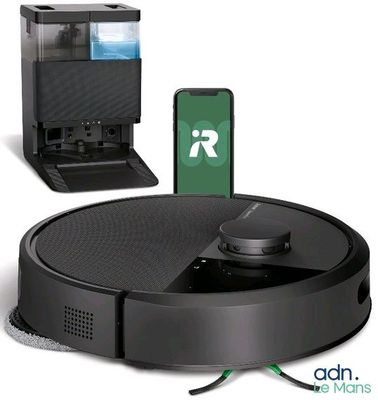 une image d'un aspirateur robotisé avec une télécommande