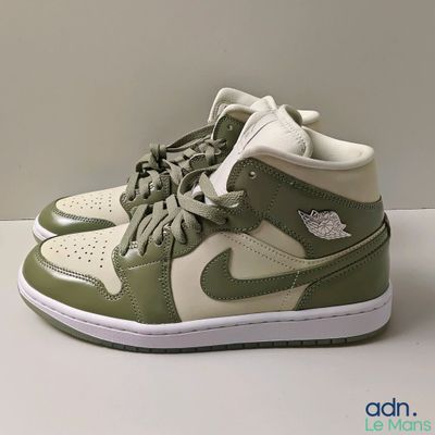 nike air jordan 1 mid olive / white