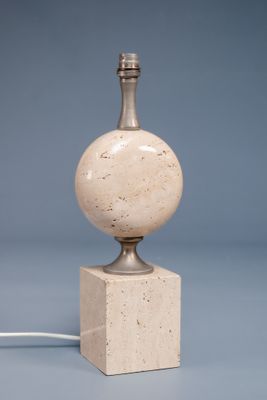 a small lamp that is sitting on a table